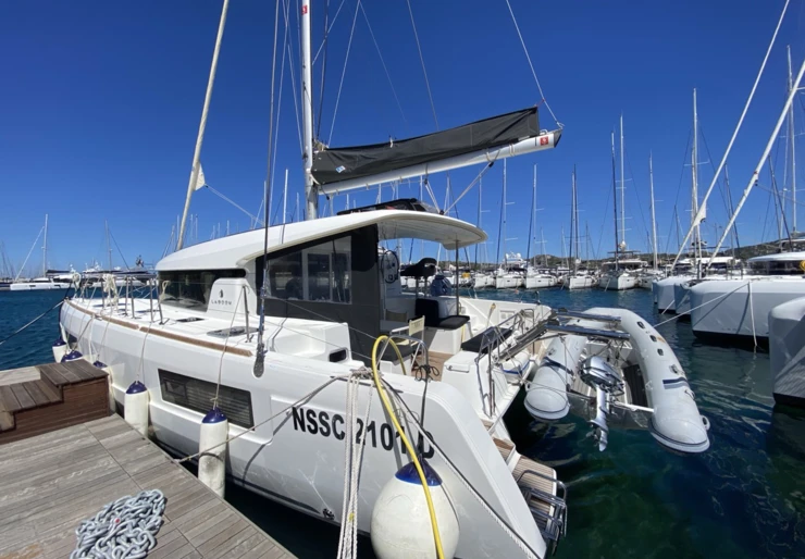 Lagoon 40 Cala dei Sardi | Aquila (WM, Inverter)