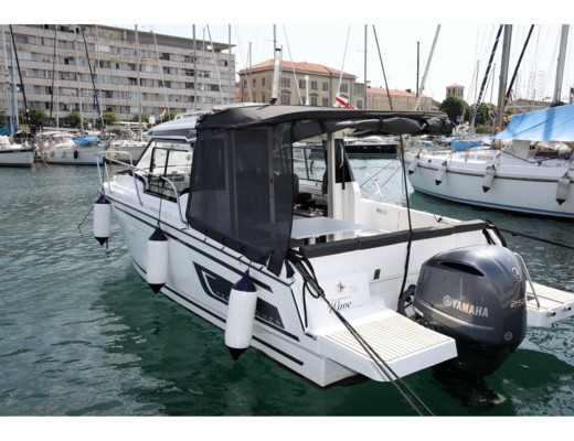 Merry Fisher 795