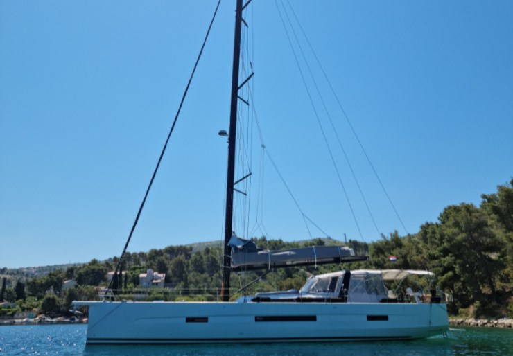 Dufour 63 Exclusive Primosten - Marina Kremik | BAHIA FELIZ V
