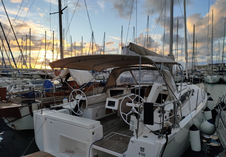 Dufour 430 GL Palermo harbour | Malime