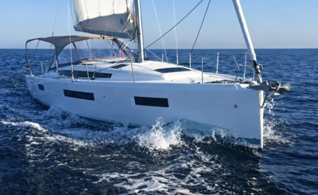 Sun Odyssey 440