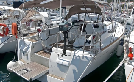 Sun Odyssey 439