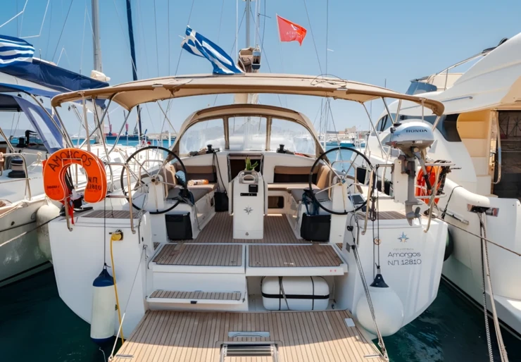 Sun Odyssey 440 Lavrio - porto principale | AMORGOS