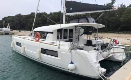 Lagoon 40