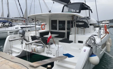 Lagoon 40