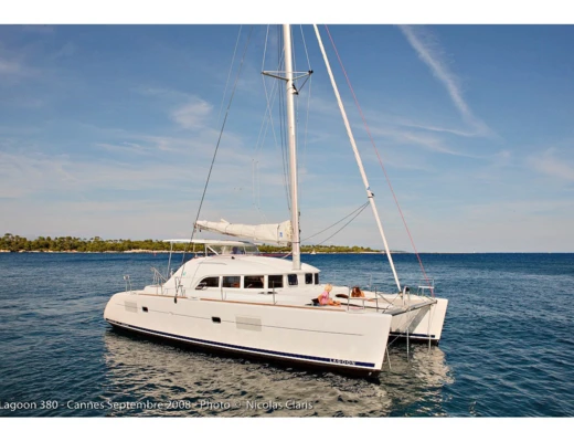 Lagoon 380