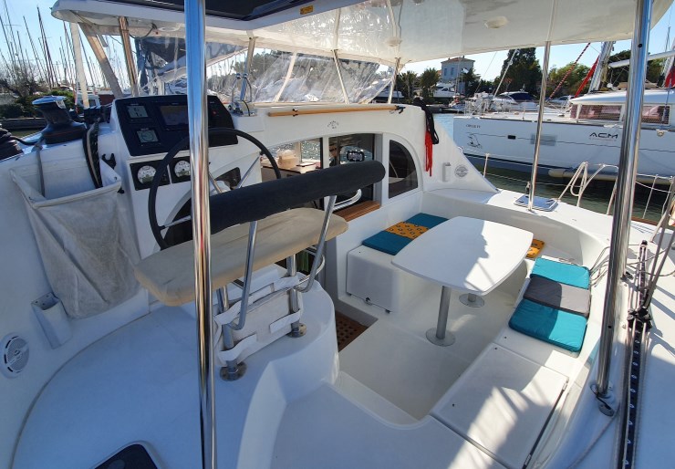 Lagoon 380 Porto di Hyeres | Tarawa 3