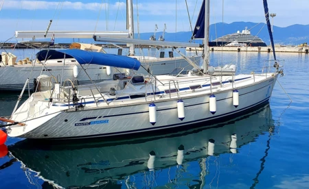 Bavaria 44
