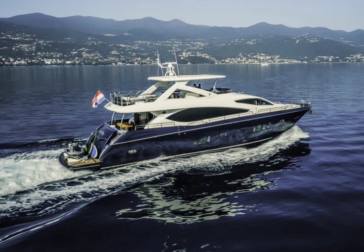Sunseeker 86 ACI Marina | The Best Way