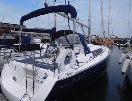 Oceanis 31