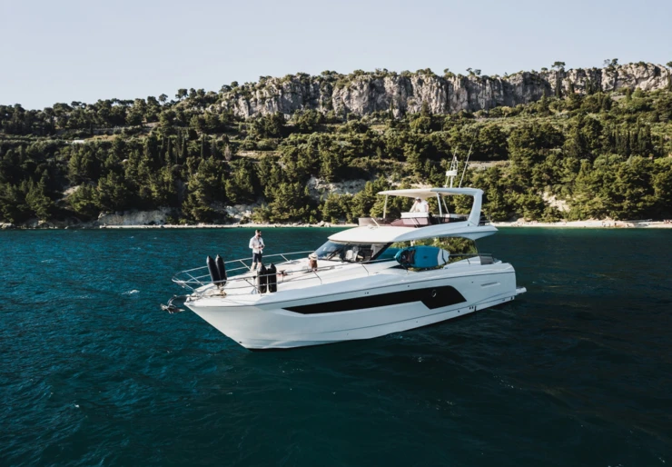 Prestige 590 Marina Lav | Shaft