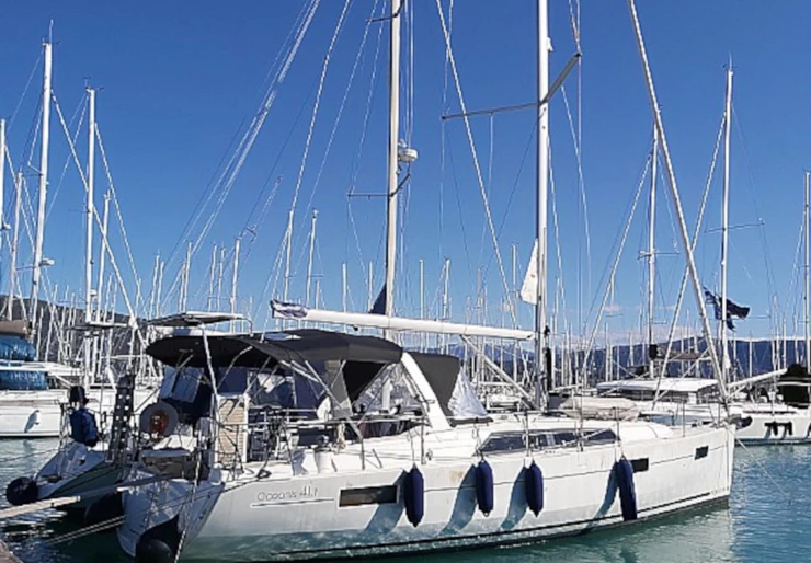 Oceanis 41.1 Hafen von Lefkada | Nafsika