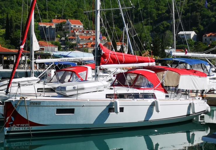 Oceanis 38.1 Dubrovnik | TeoDora