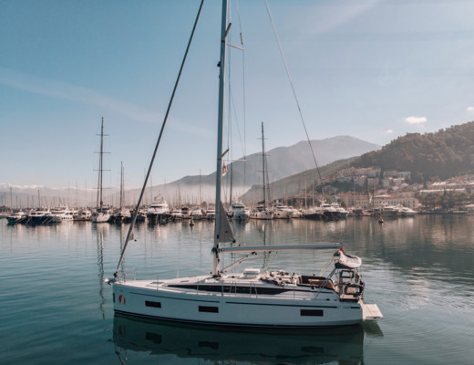 Bavaria C42