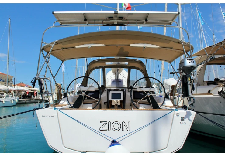 Dufour 360 GL Hafen von Lefkada | Zion
