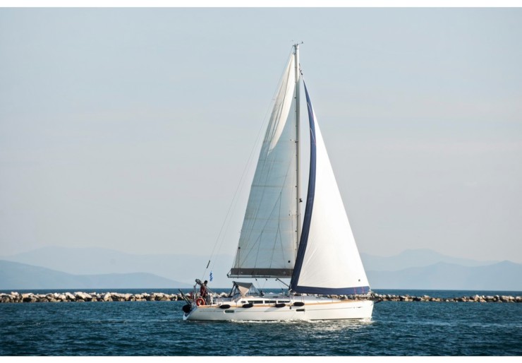 Sun Odyssey 42i Syros | Triton