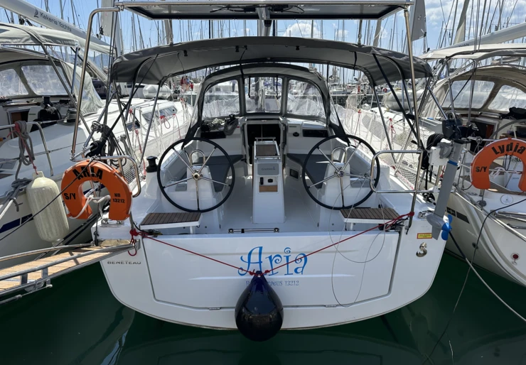 Oceanis 34.1 Alimos Kalamaki | S/Y Aria