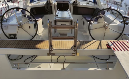 Oceanis 48
