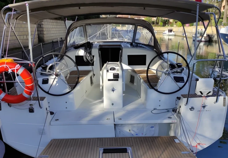 Sun Odyssey 410 Portorosa | Camilleri