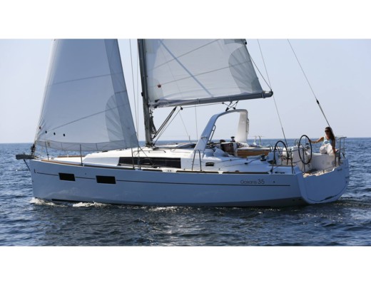 Oceanis 35