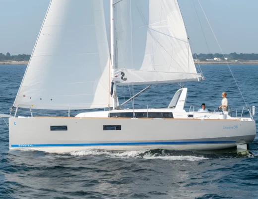 Oceanis 38