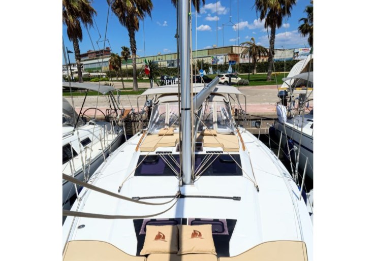 Dufour 390 GL Castellammare di Stabia | Shibumi