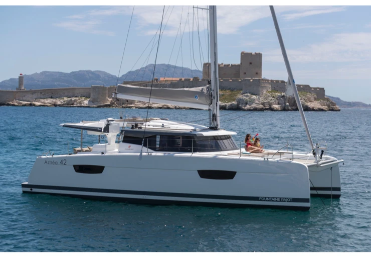 Astrea 42 Marsala | Timeless Planet