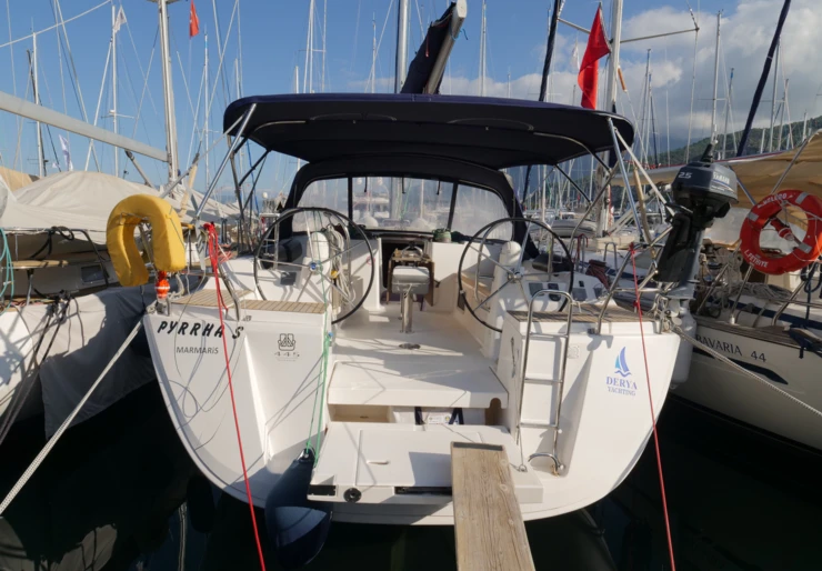 Dufour 445 Fethiye harbour | Pyrrha