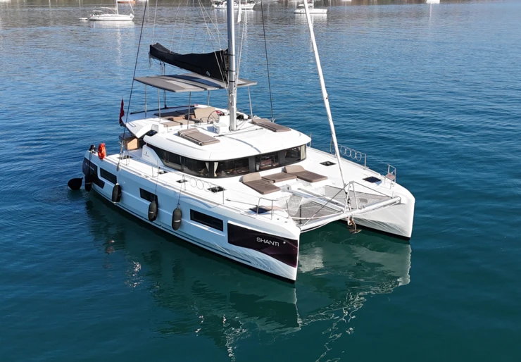 Lagoon 46 Yacht Club Mai | Shanti