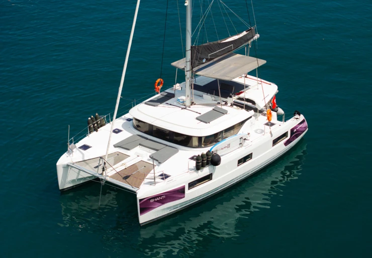Lagoon 46 Yacht Club Mai | Shanti