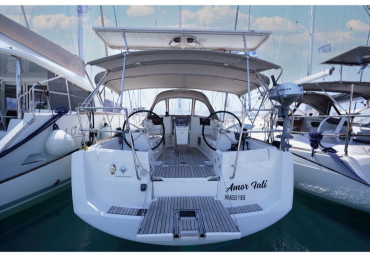 Sun Odyssey 379 Hafen von Lefkada | Amor Fati