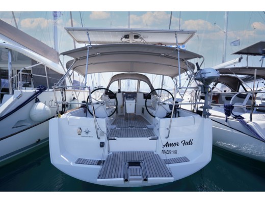 Sun Odyssey 379