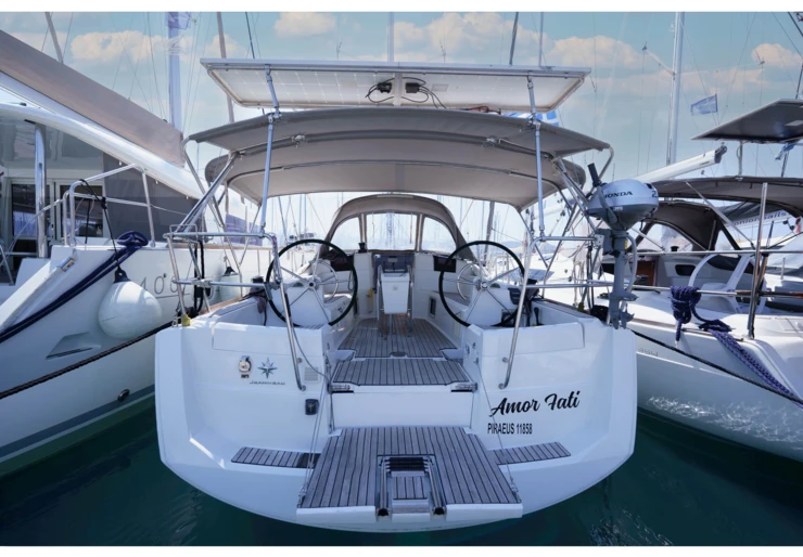 Sun Odyssey 379 Lefkas harbour | Amor Fati
