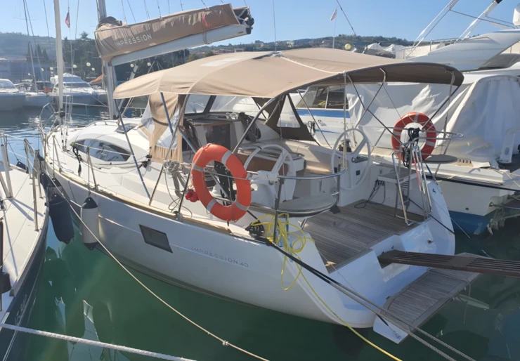 Elan Impression 40 Luka Ploce | Karleta