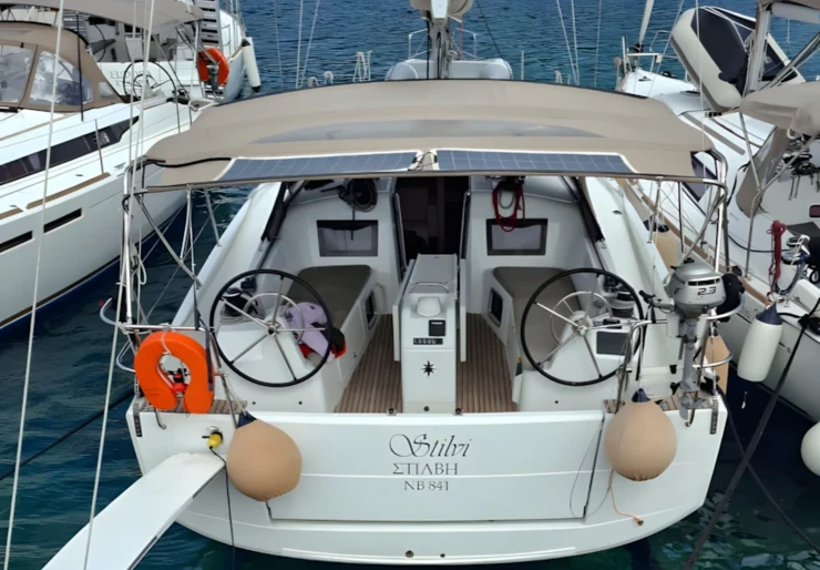 Sun Odyssey 410 Port Loutraki | Stilvi