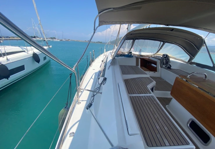 Jeanneau 53 Lefkas harbour | Agios Nikolaos