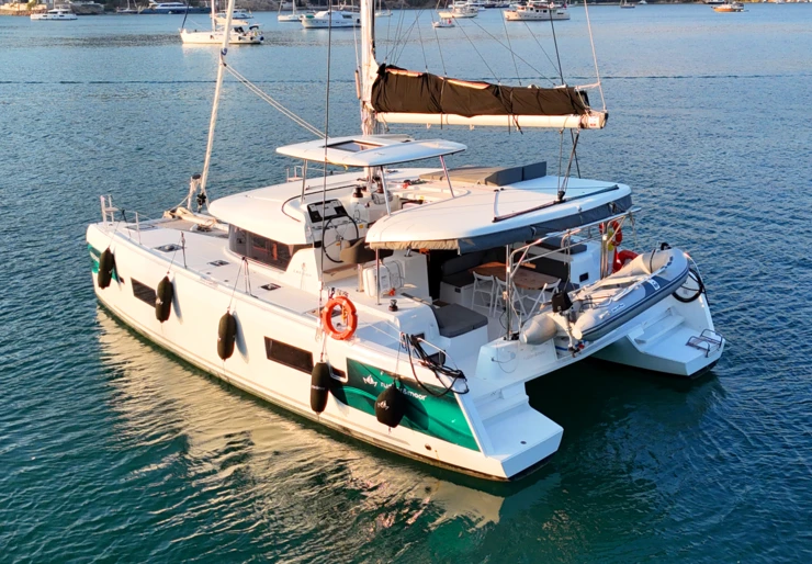 Lagoon 42 Yacht Club Mai | Meraki
