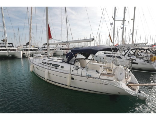 Sun Odyssey 45