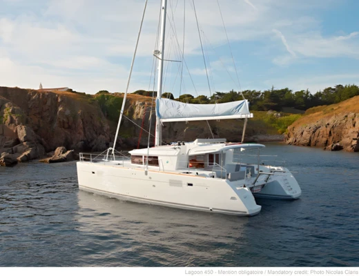 Lagoon 450 F