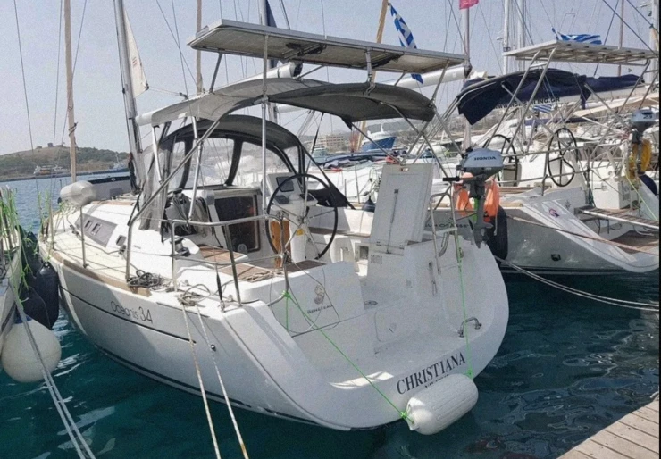 Oceanis 34 Nea Peramos en el Golfo Sarónico | Christiana