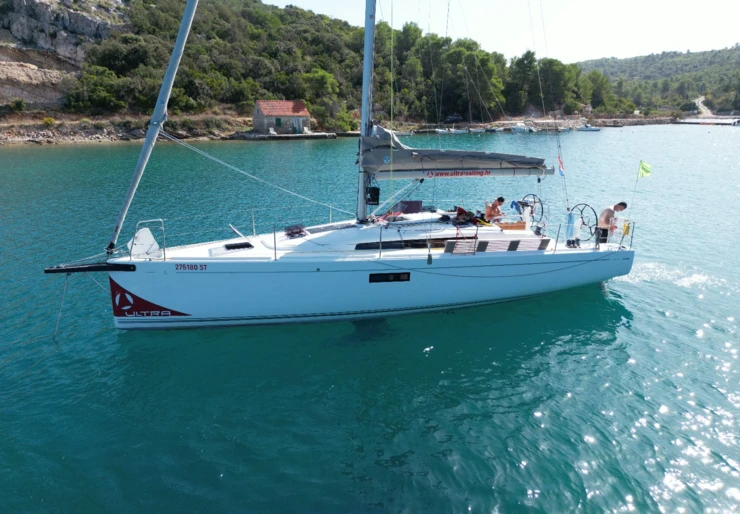 First 36 ACI Marina | ULTRA FIRST