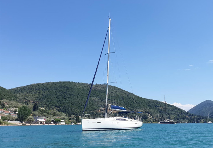 Oceanis 43 Lavrion - port principal | Twins