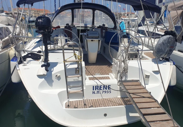 Sun Odyssey 43 Lavrion - port principal | Irene