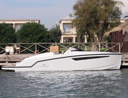 Aurea 30 'Cabin Dream Daycruiser