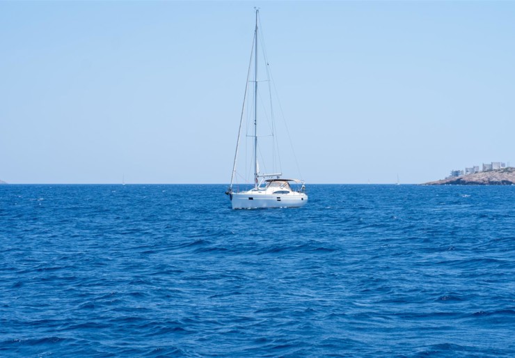 Elan 45 Impression Lavrion - main port | ALEXE