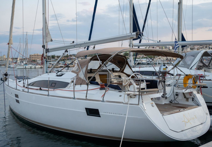 Elan 45 Impression Lavrion - main port | ALEXE