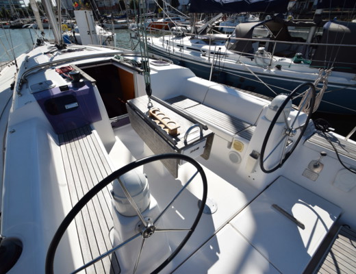 Dufour 335 GL
