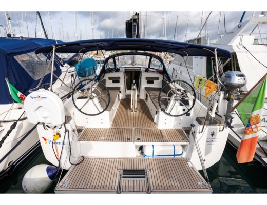 Sun Odyssey 380