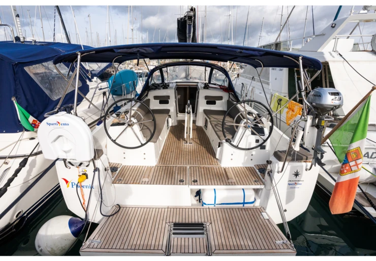 Sun Odyssey 380 Cala de Medici | Phoenix - Comfort line