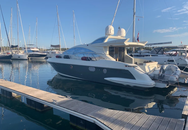 Azimut 43S Primosten - Marina Kremik | Ambra